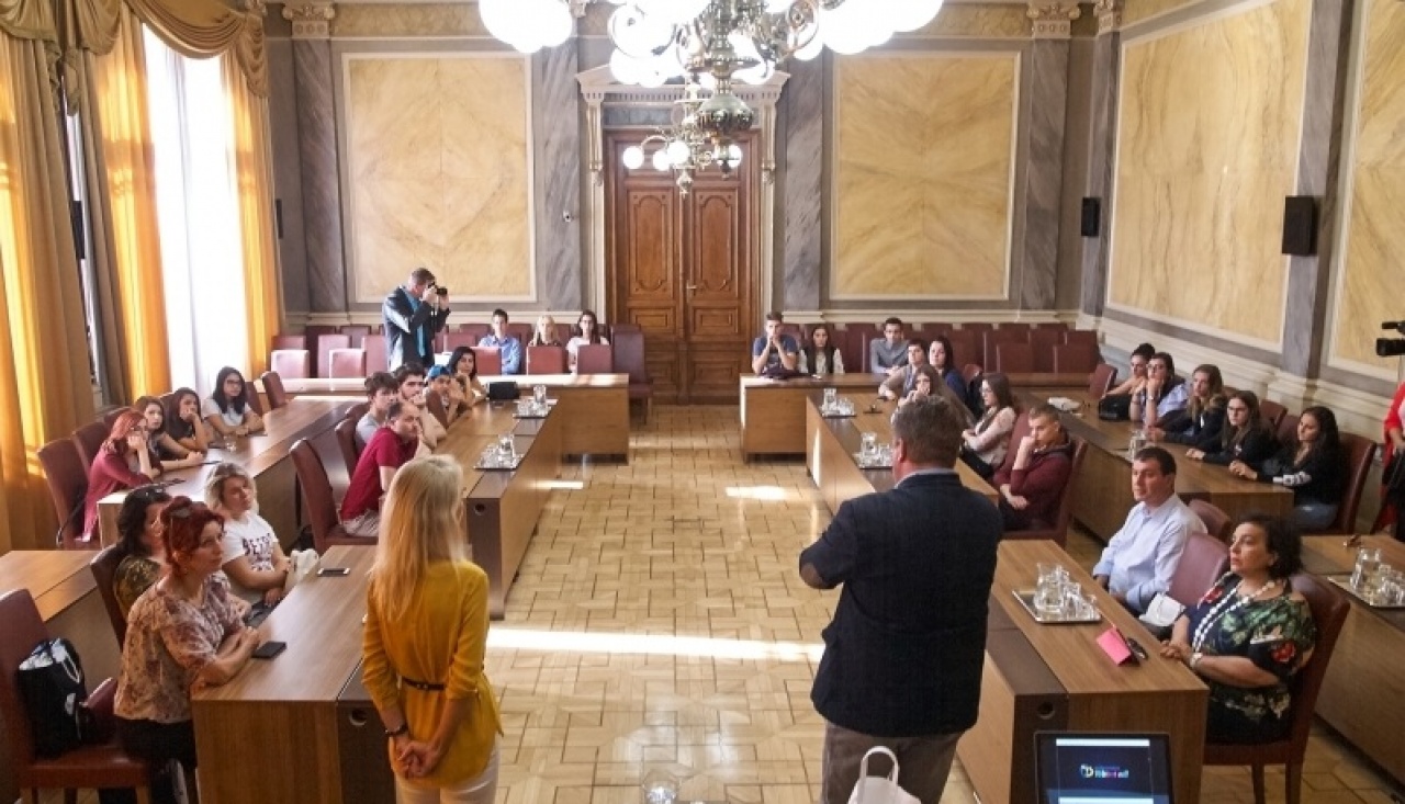 ERASMUS+ program – A Városházán fogadták hétfőn reggel a külföldi diákokat