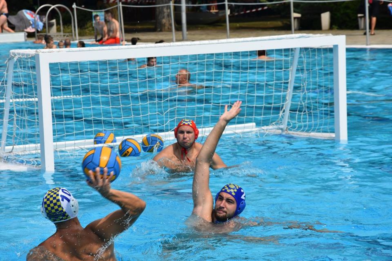 Mérföldkő - újra felnőtt vízilabda csapata van Nyíregyházának