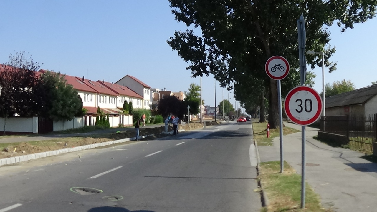 Örökösföldön is zajlanak az útfelújítási munkálatok – Forgalomkorlátozás a Szalag utcán