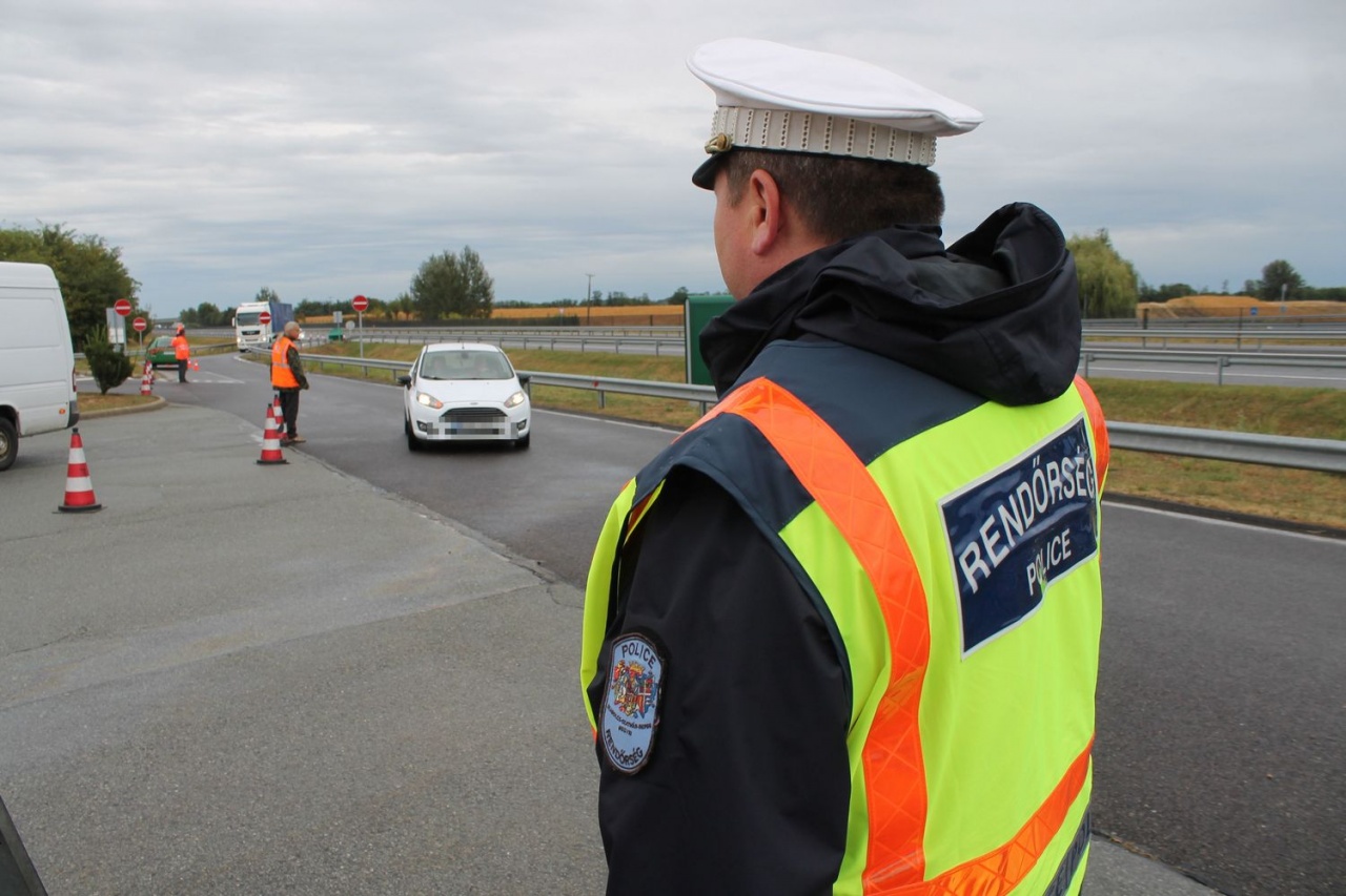 Átfogó közlekedésrendészeti ellenőrzés az M3-as autópályán