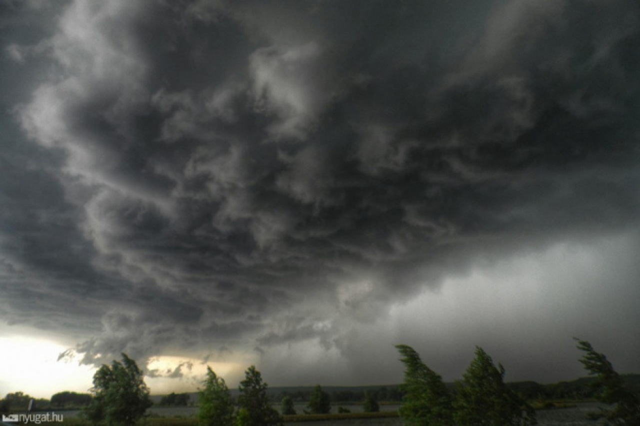 Nyakunkon az újabb hidegfront –  Több fokot hűl a levegő, reggelente fagyhat is