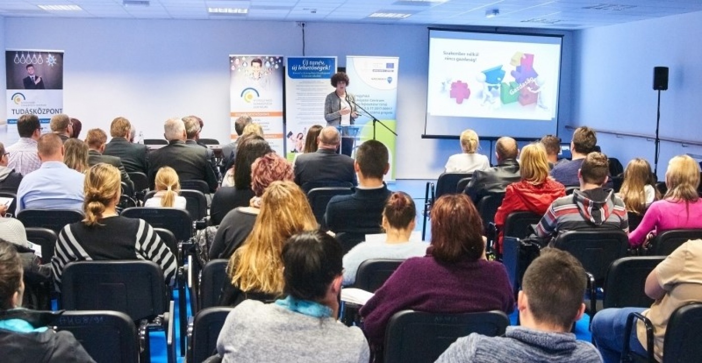 I. Városi Szülői értekezlet – 10 iskola kínálatából választhattak