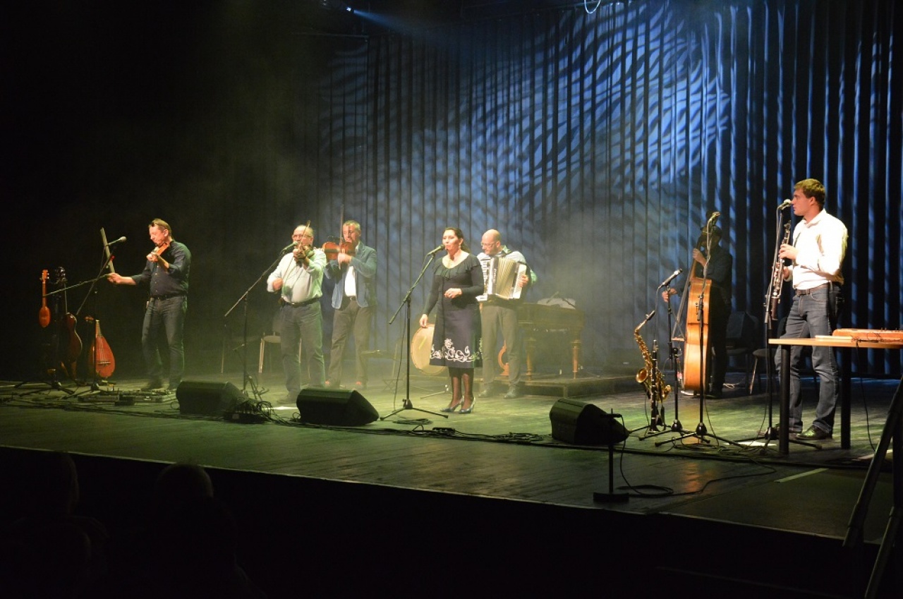 Pótszékes sikert hozott a Csík Zenekar – Már hetekkel ezelőtt elfogytak a jegyek!