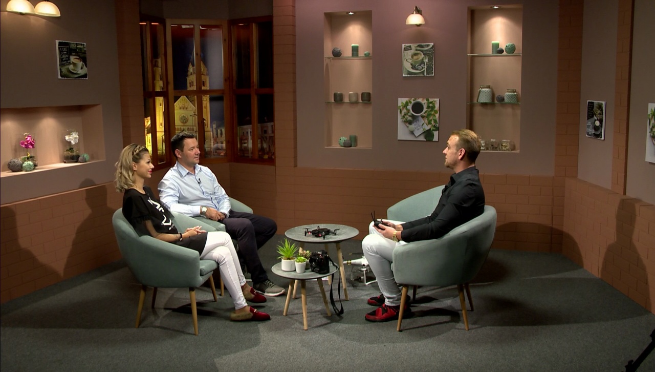 Drónok, Krúdy napok, Fittvasárnap és színház a Sziesztában