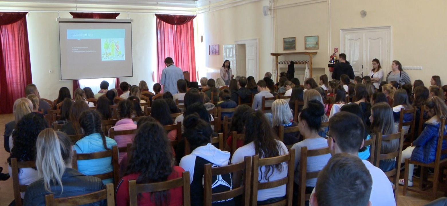 A Lelki Egészség Világnapján a fiatalok álltak a középpontban