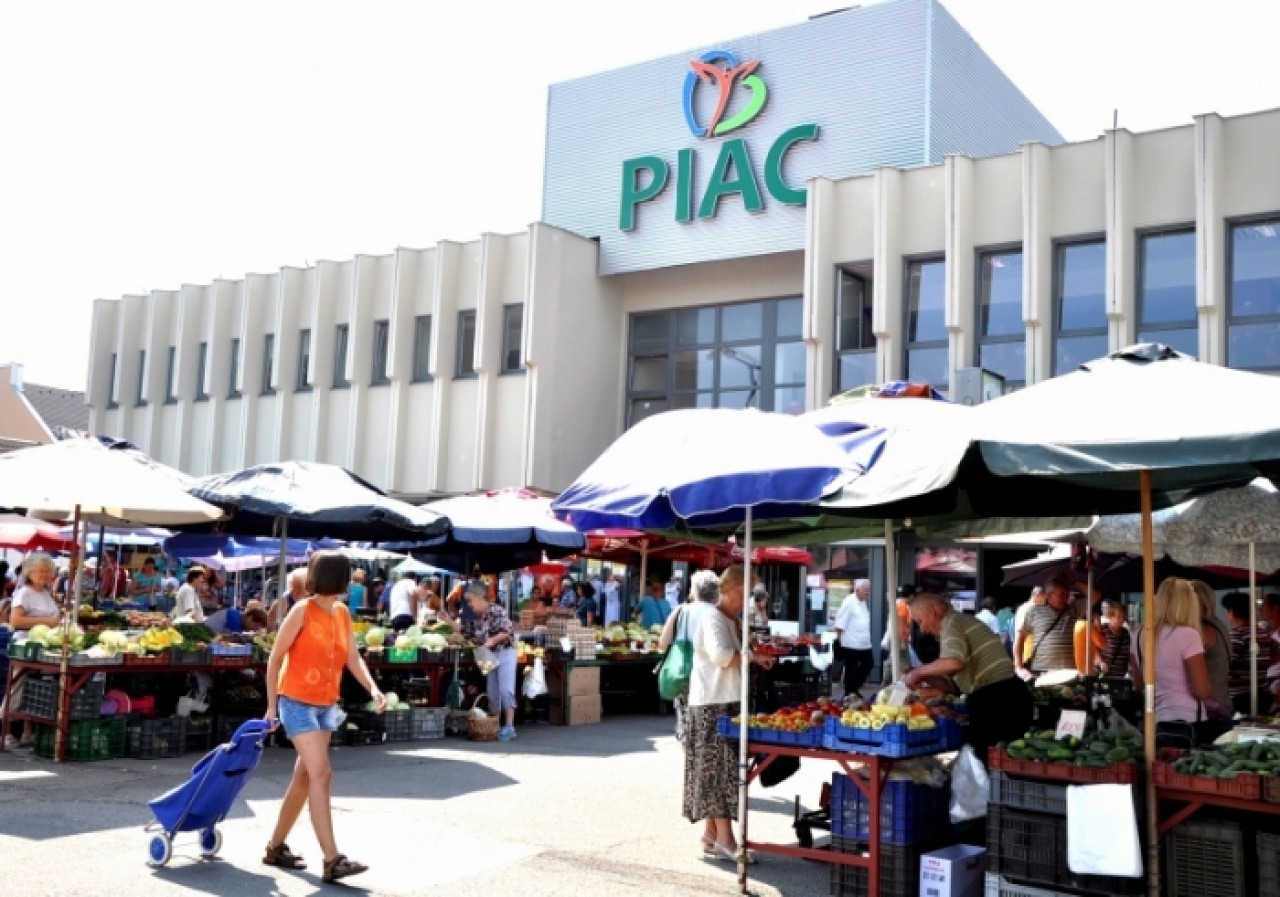 Nyitvatartási rend a négy nap alatt