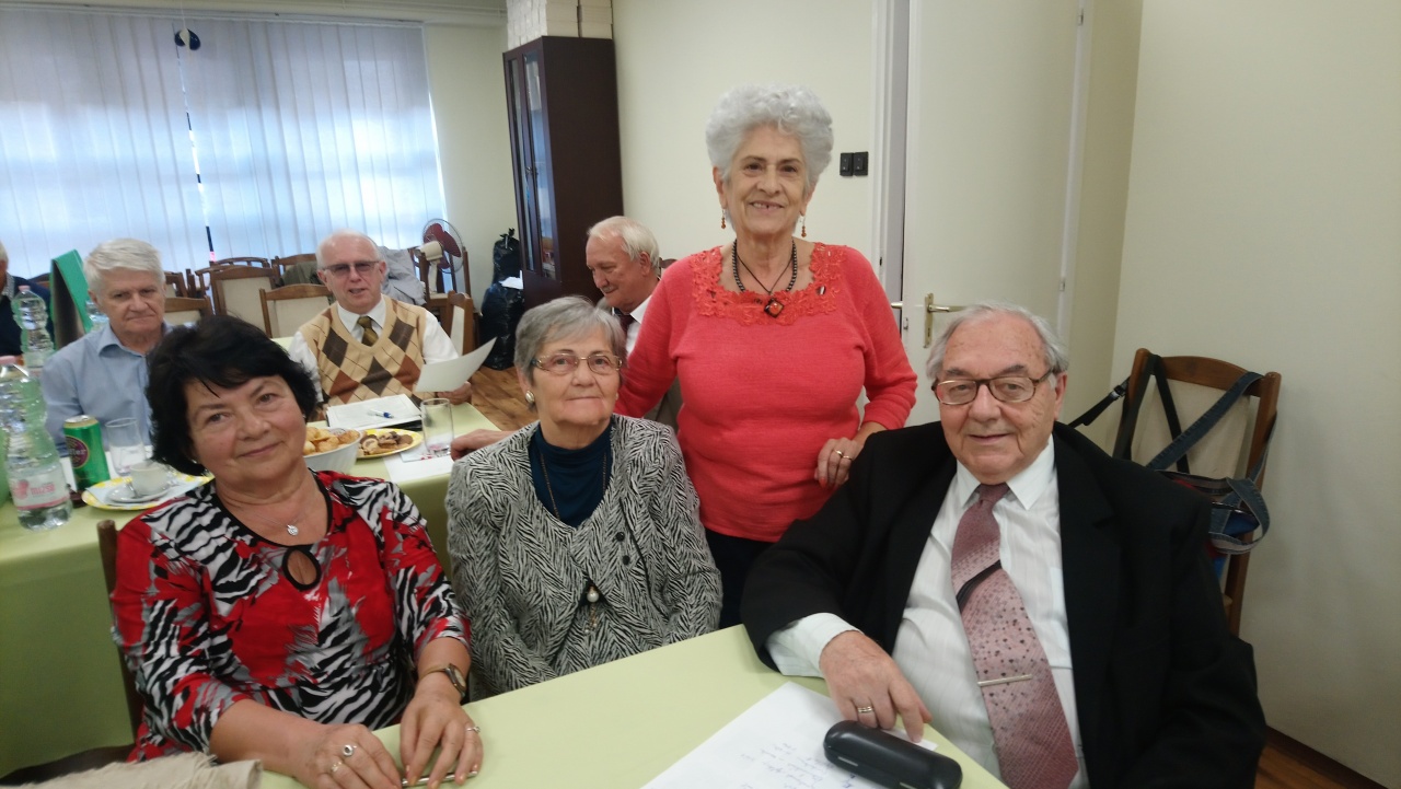 Országos szellemi vetélkedőt nyertek – Gratulálunk a DIALÓG Nyugdíjas Egyesületnek!