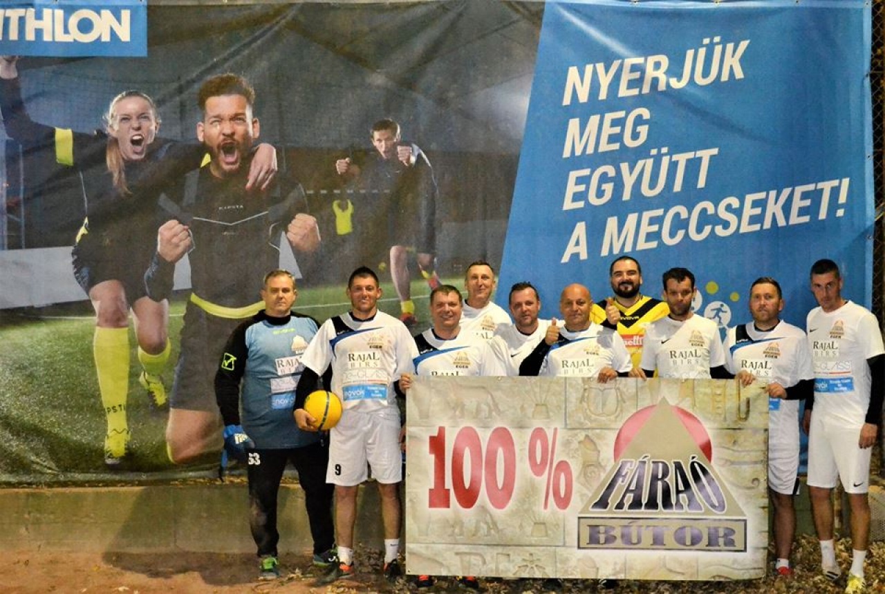 Az egész mezőnyt leigázta a Fáraó - veretlen maradt a csapat kispályán