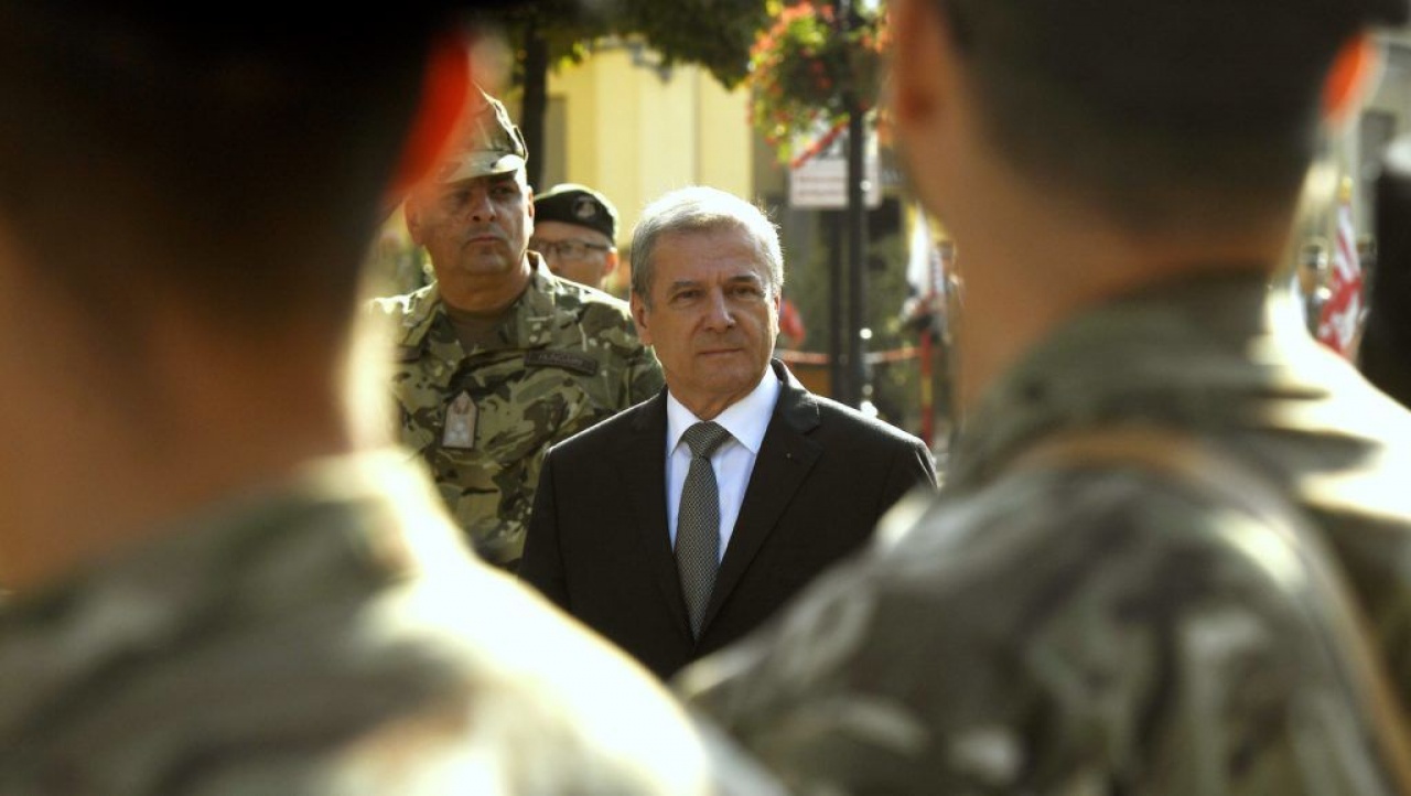 50 évre növelnék a hadköteles férfiak behívhatósági korhatárát