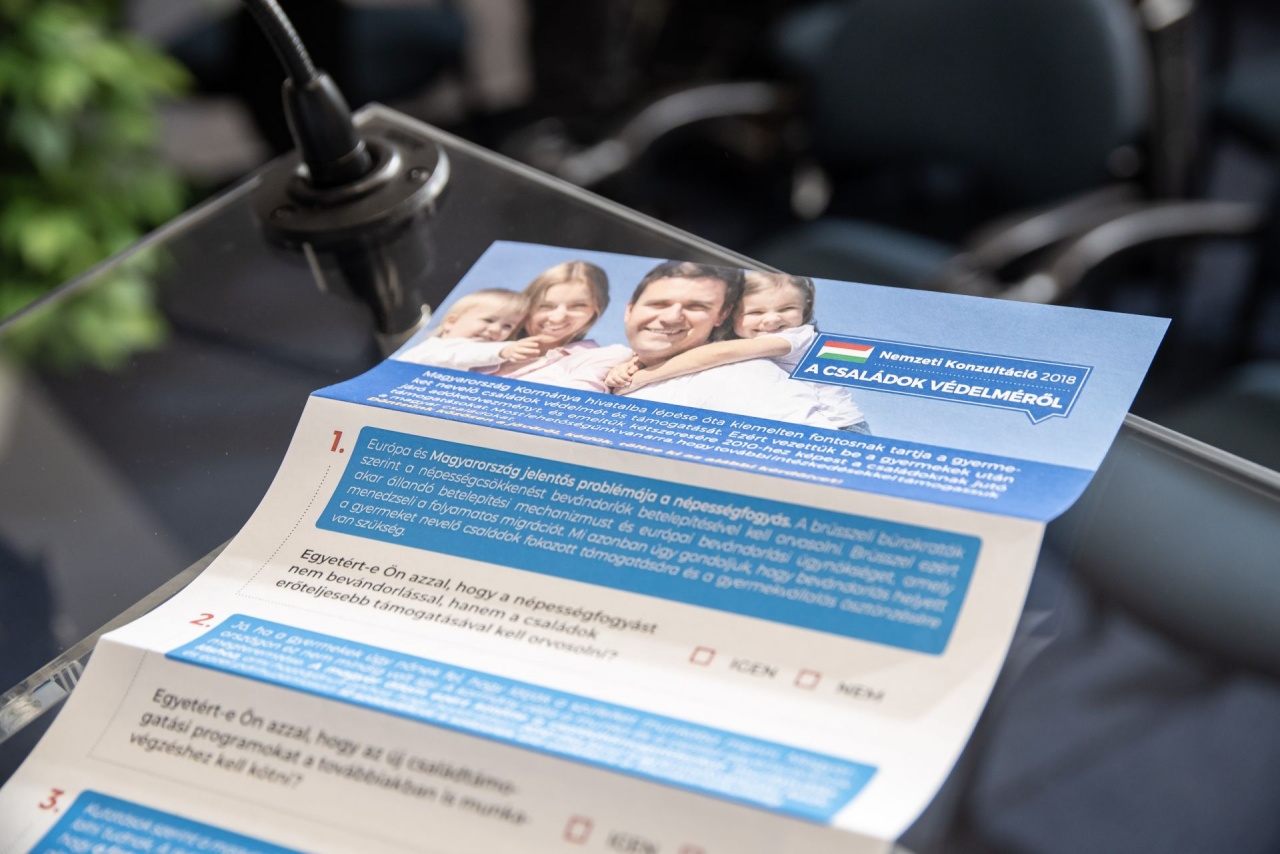 Nemzeti konzultáció indul a családok védelméről – Itt vannak a kérdések!
