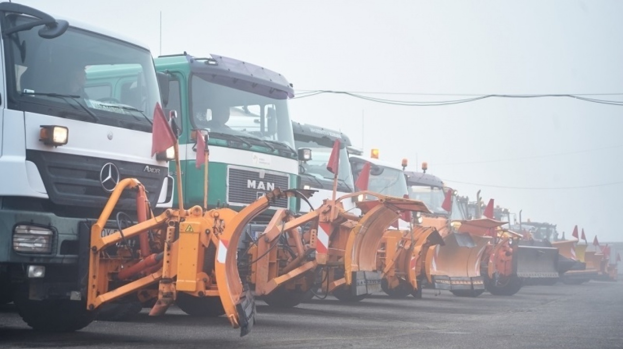 A NYÍRVV felkészült a téli hóeltakarításra és síktalanításra, ma gépszemlét tartottak