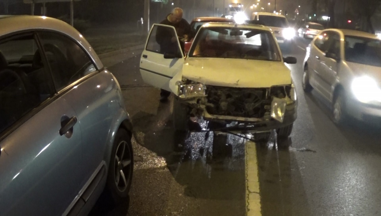 Baleset történt szerda este a Korányi Frigyes utca kivezető szakaszán