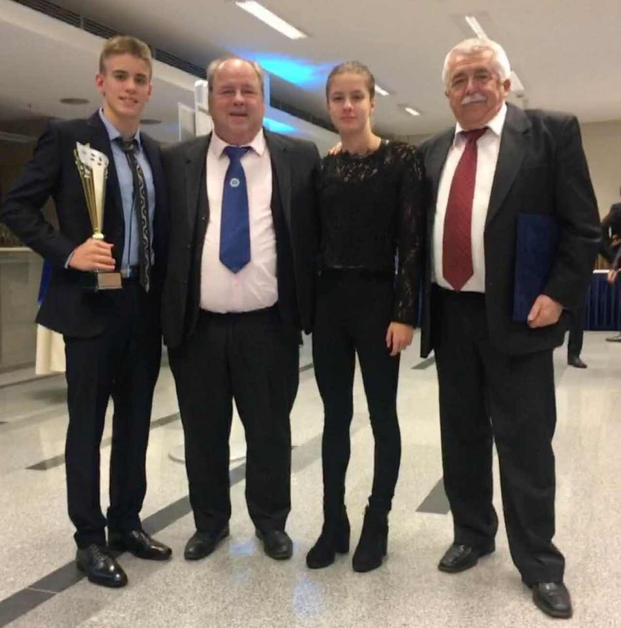 Egyéni csúcsok és különdíj - nyíregyházi úszók a rövidpályás OB-n