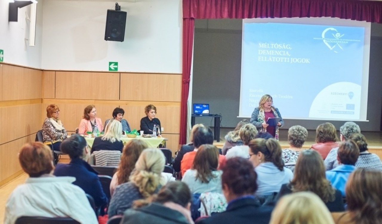 Idős-ellátással foglalkozó intézmények munkatársai találkoztak Nyíregyházán