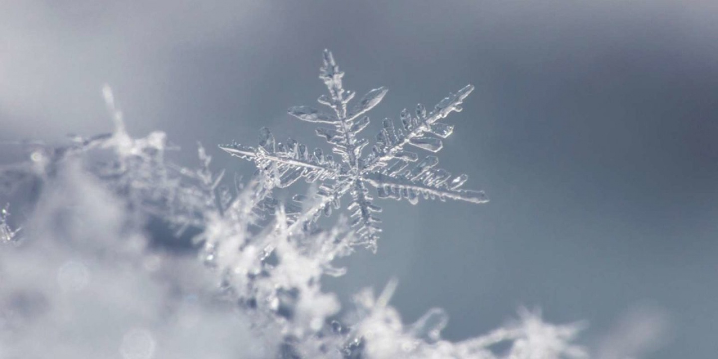 Az ország több pontján is havazik, Nyíregyházán havas esővel indult a reggel