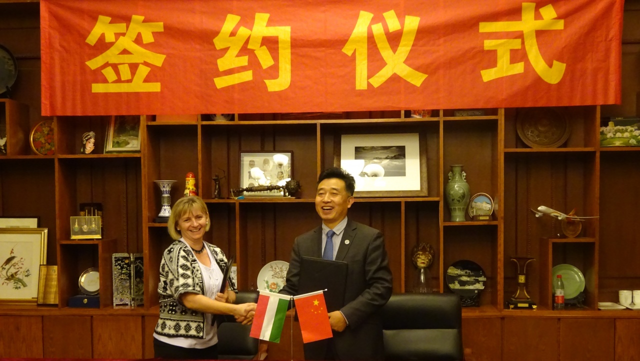 Kínai felsőoktatási intézménnyel írt alá együttműködést a Nyíregyházi Egyetem