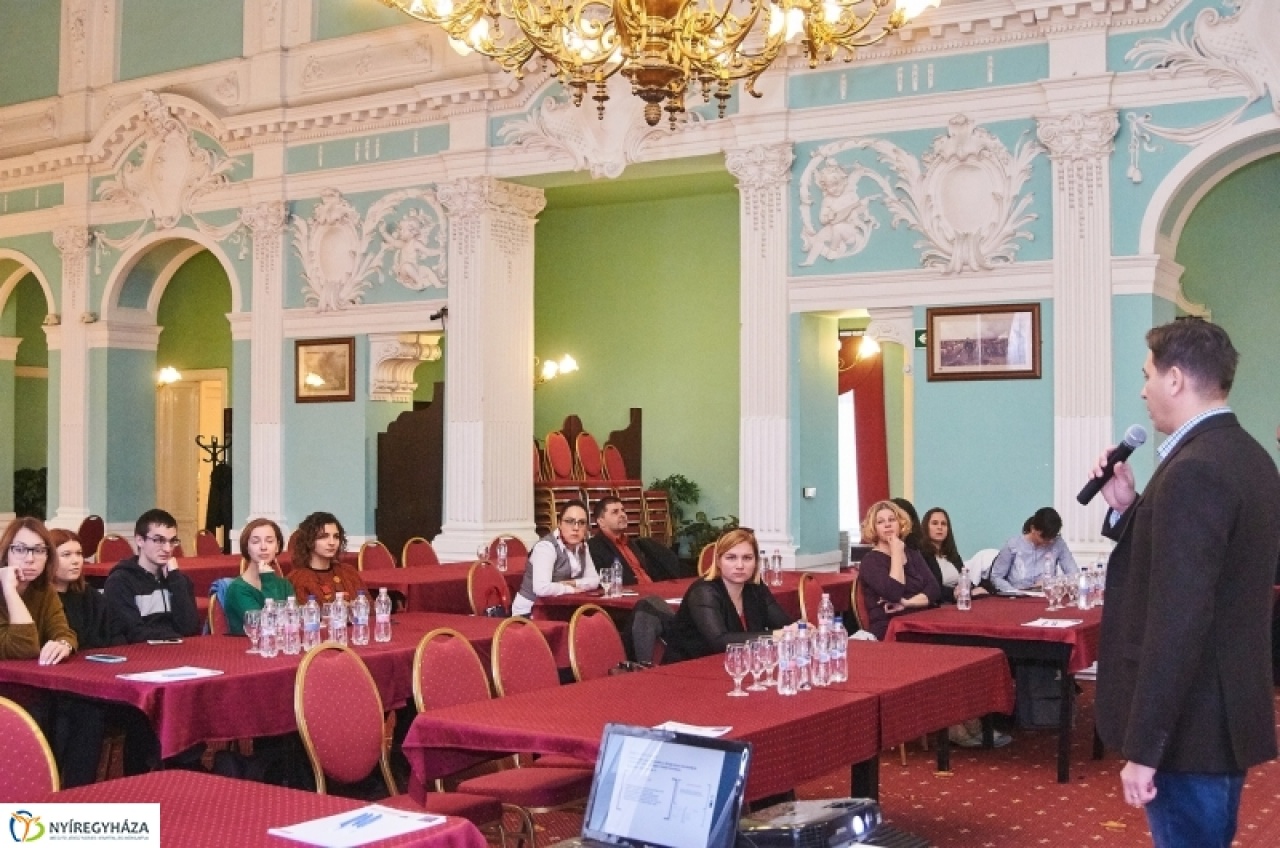 Ifjúsági konferenciát tartottak a Mustárház szervezésében