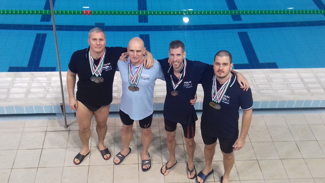 Aranyakat úsztak a nyíregyháziak - jól szerepeltek a bajnokságban a szenior úszók
