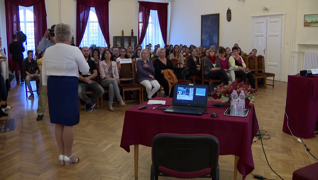 Vizit – A Lelki Egészség Világnapján a fiatalok álltak a középpontban