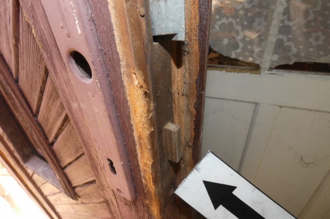 Lopások miatt felel 