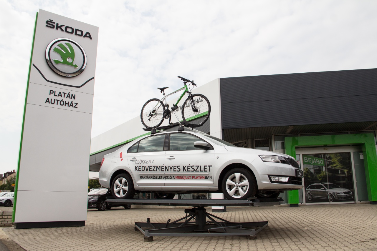 Két keréken érkezik karácsonykor a segítség