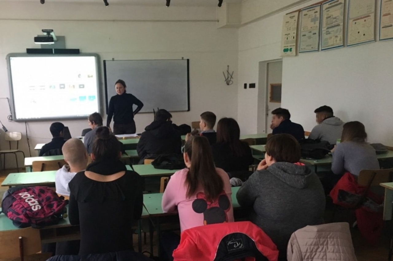 Interaktív foglalkozás a biztonságos szórakozásról