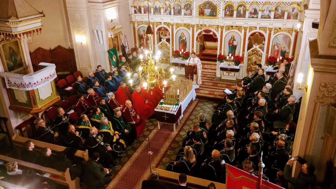 Jó évet zárnak a pálinkások, hálát mondtak Szent Miklósnak