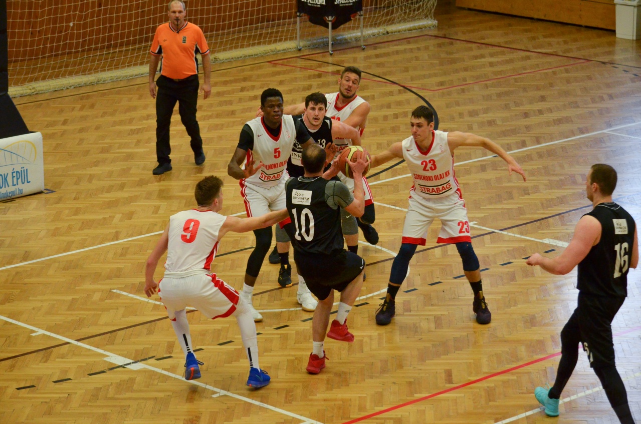 Debrecenben nyert a NYIKSE - riválist vert az NB-II-es kosárcsapat