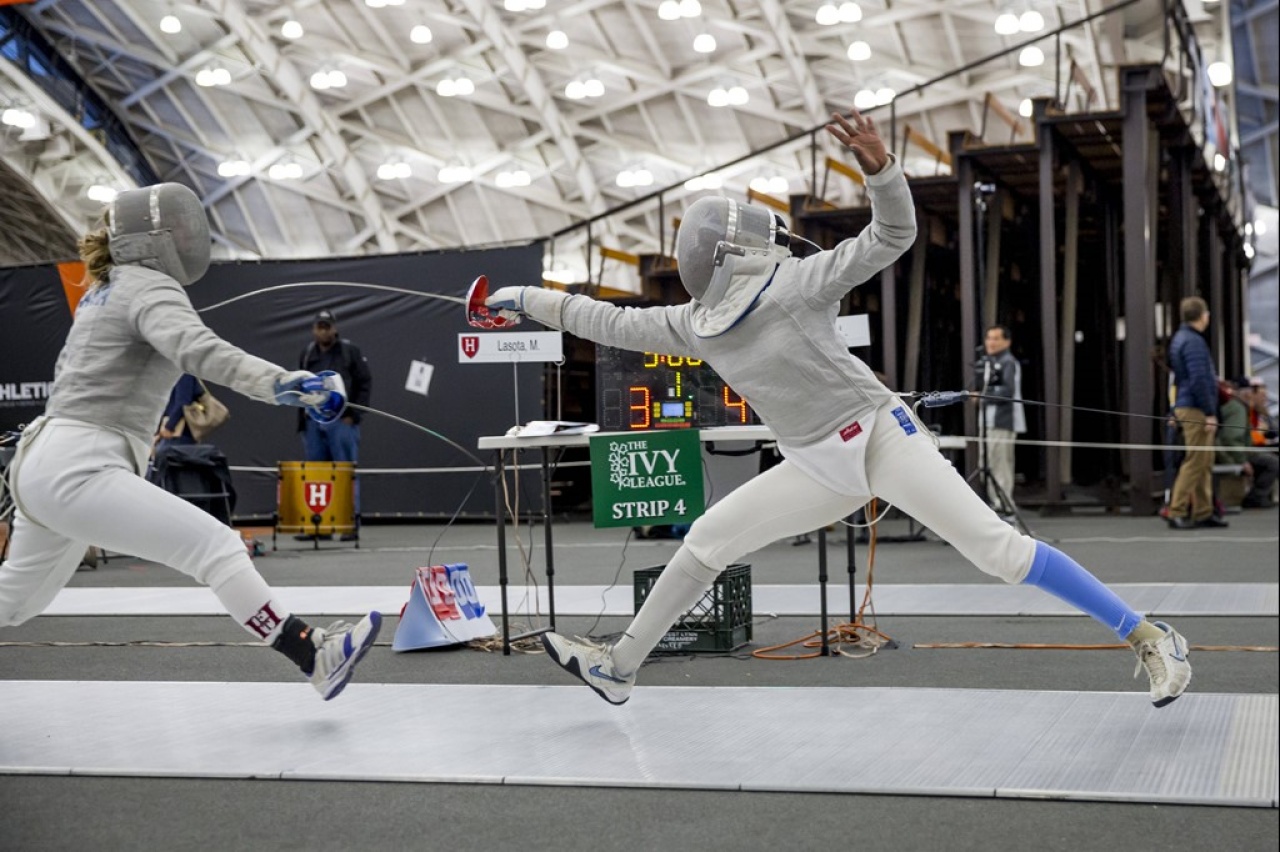 Ezüst és ötödik hely - remekül szerepeltek a kardozók az évzáró versenyen