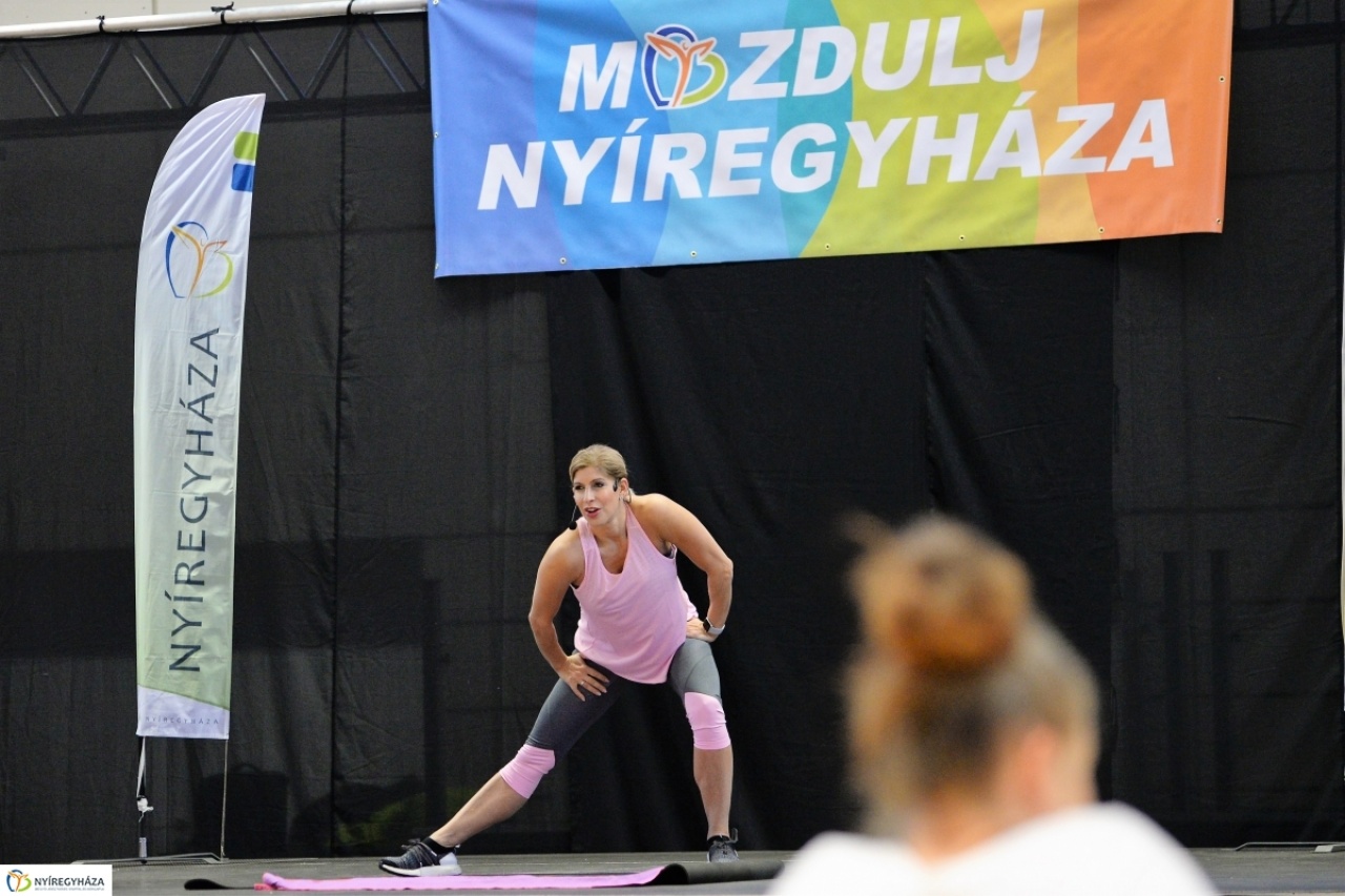 Fittkarácsony Béres Alexandrával – Lezárult az idei Mozdulj Nyíregyháza! programsorozat