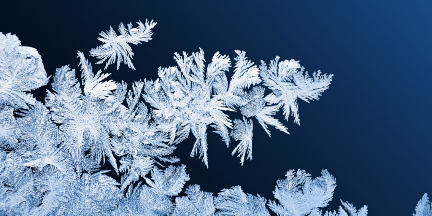 Napsütés és eső, ónos eső, akár havazás is - Változékony idő várható a jövő héten