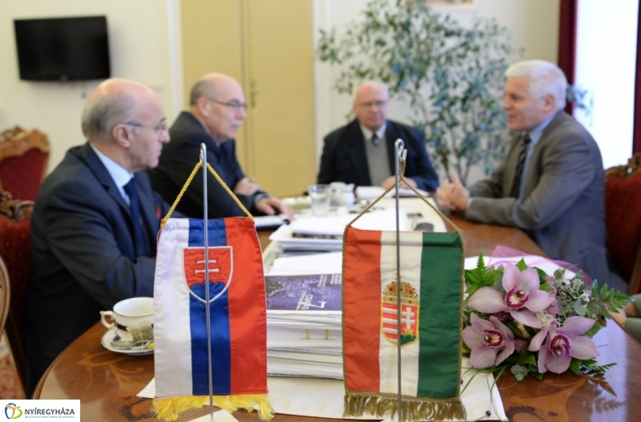 Bemutatkozó látogatáson a szlovák kereskedelmi tanácsos