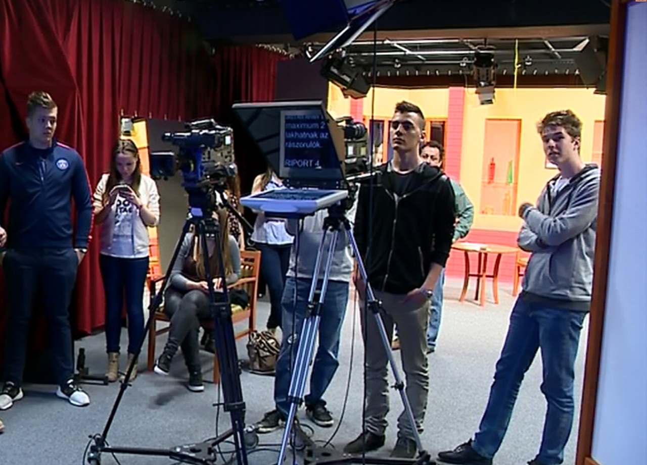Középiskolások televízióztak Nyíregyházán
