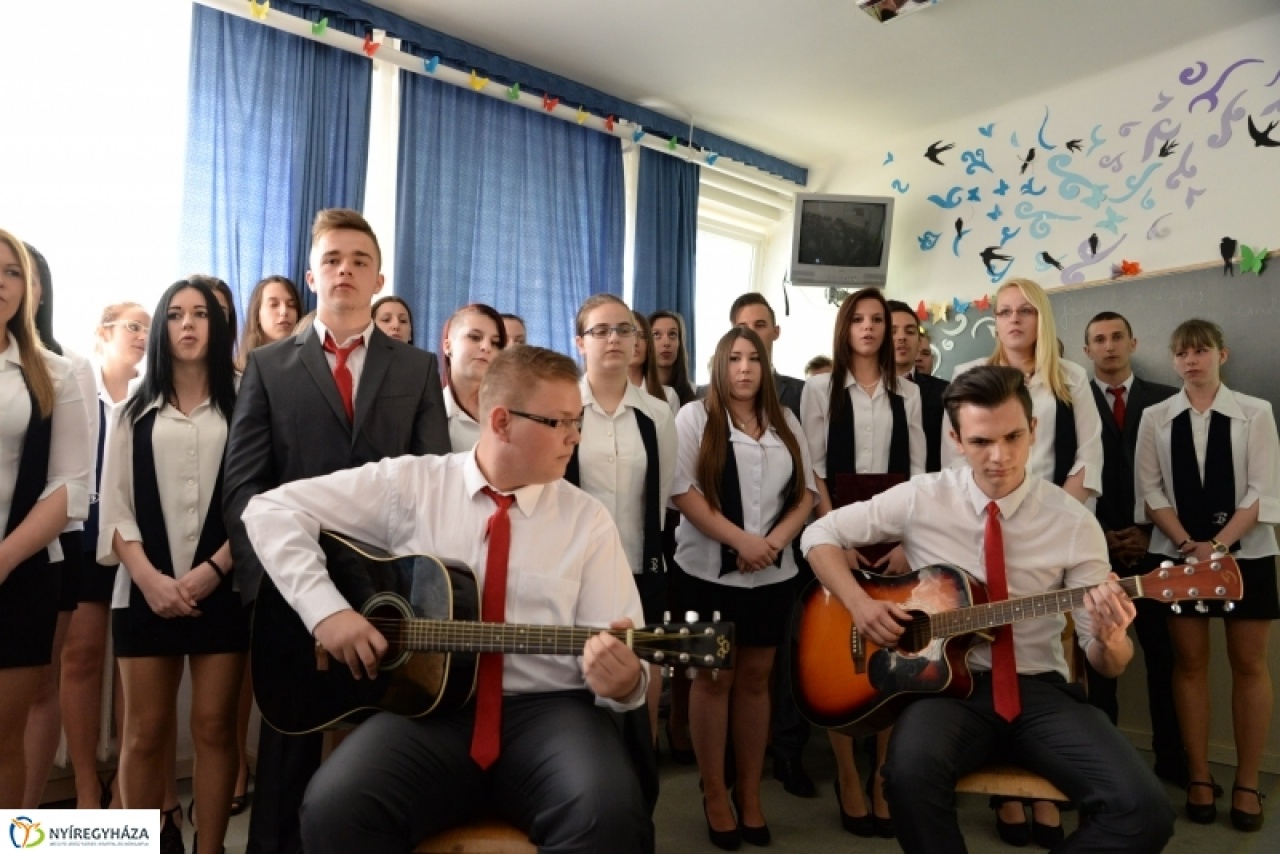 Tanárbúcsúztató a Sipkayban