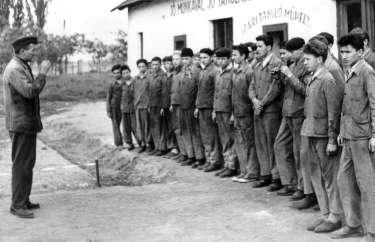 I. Bánkis Öregdiák Találkozó