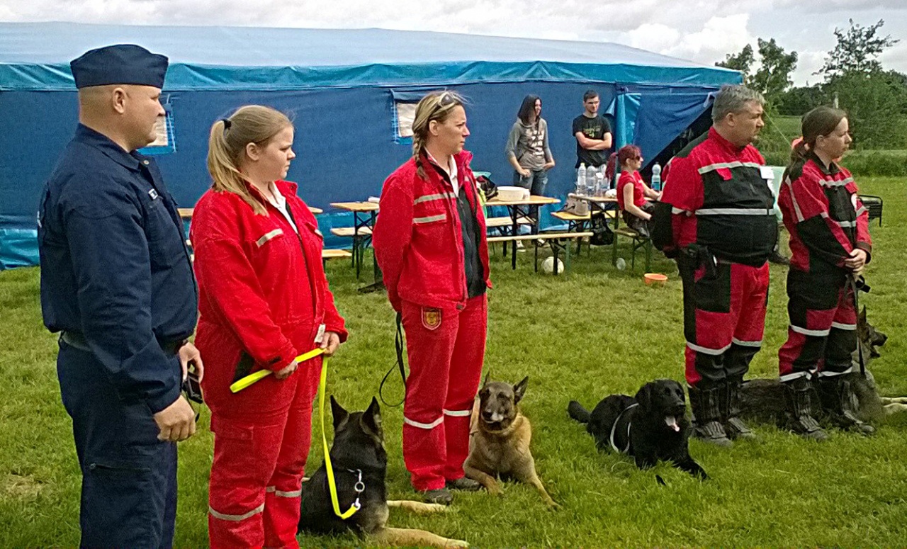 Minősítő gyakorlaton a speciális mentők