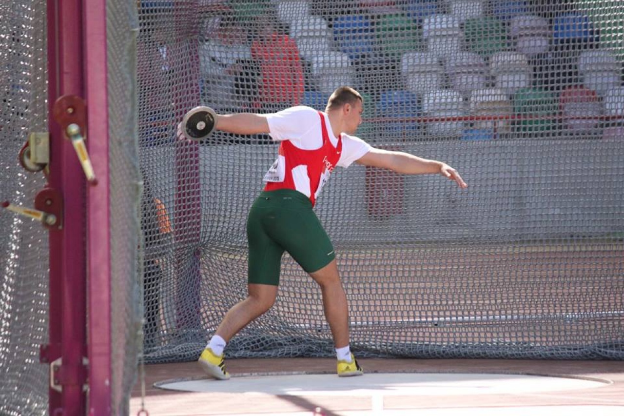 Egy győzelem mellé dobogós helyek