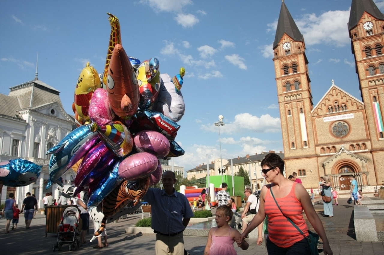 Ezer Lámpás Éjszakája