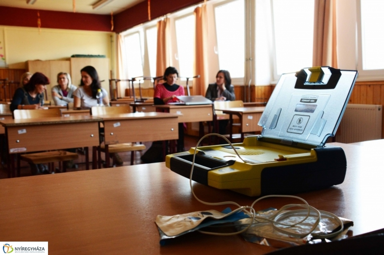 Életmentés defibrillátorokkal