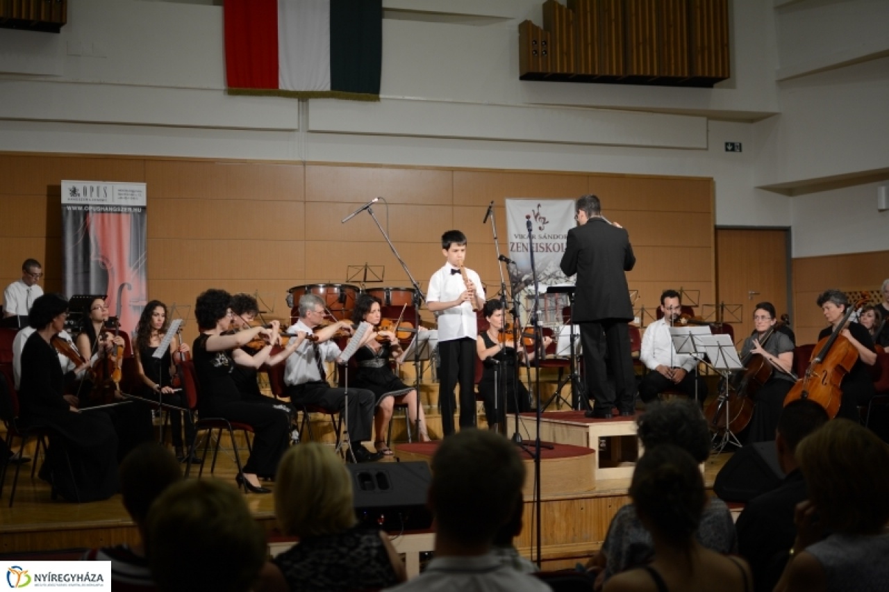 Ifjú tehetségek szimfonikus kísérettel